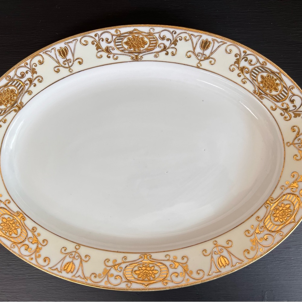 Noritake White and Gold Serveware Oval Platter